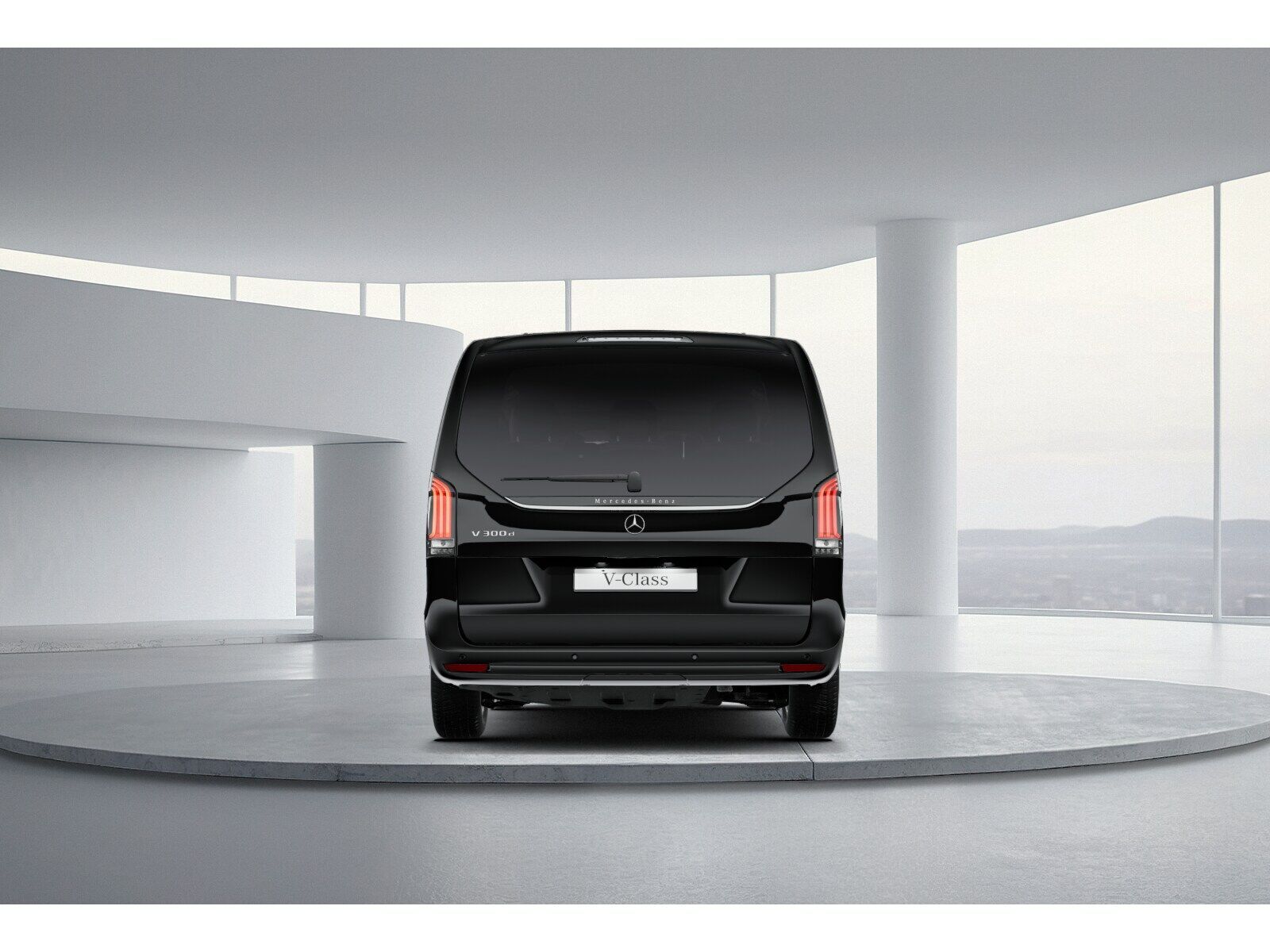 Mercedes-Benz V 300 2025 г. Чёрный, пробег 16000 км