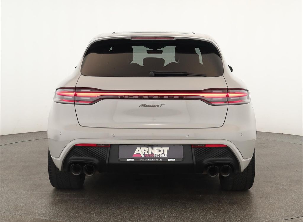 Porsche Macan 2024 г. Серый, пробег 38300 км