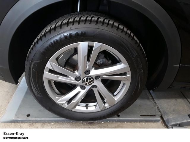 Volkswagen T-Roc 2023 г. Чёрный, пробег 39053 км