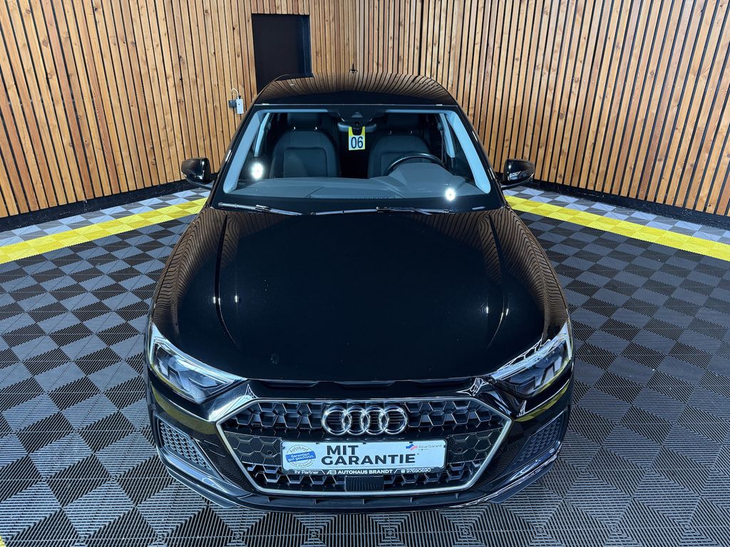 Audi A1 2024 г. Чёрный, пробег 28568 км