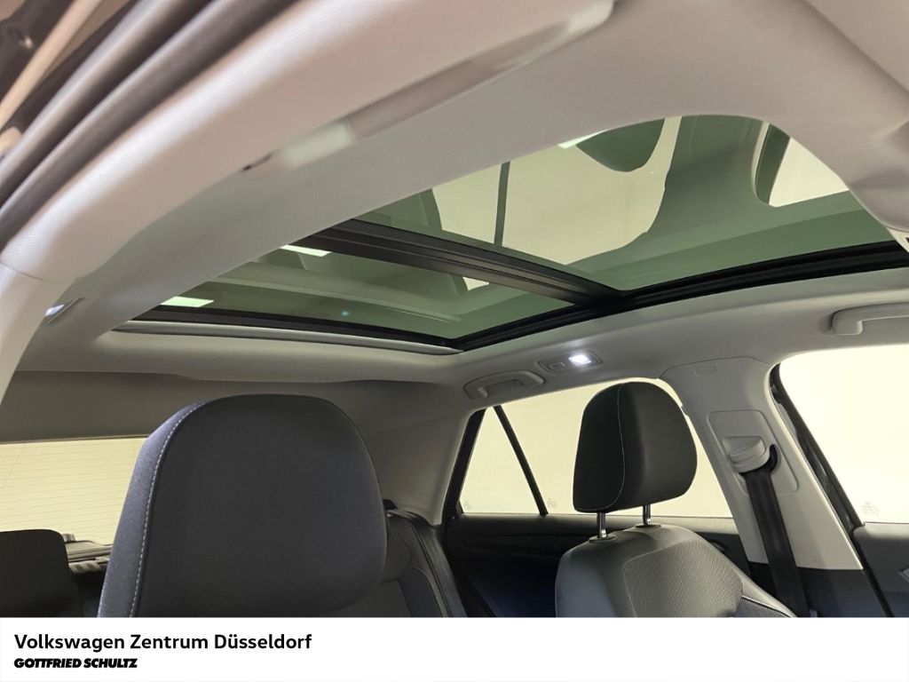 Volkswagen T-Roc 2022 г. Чёрный, пробег 57541 км