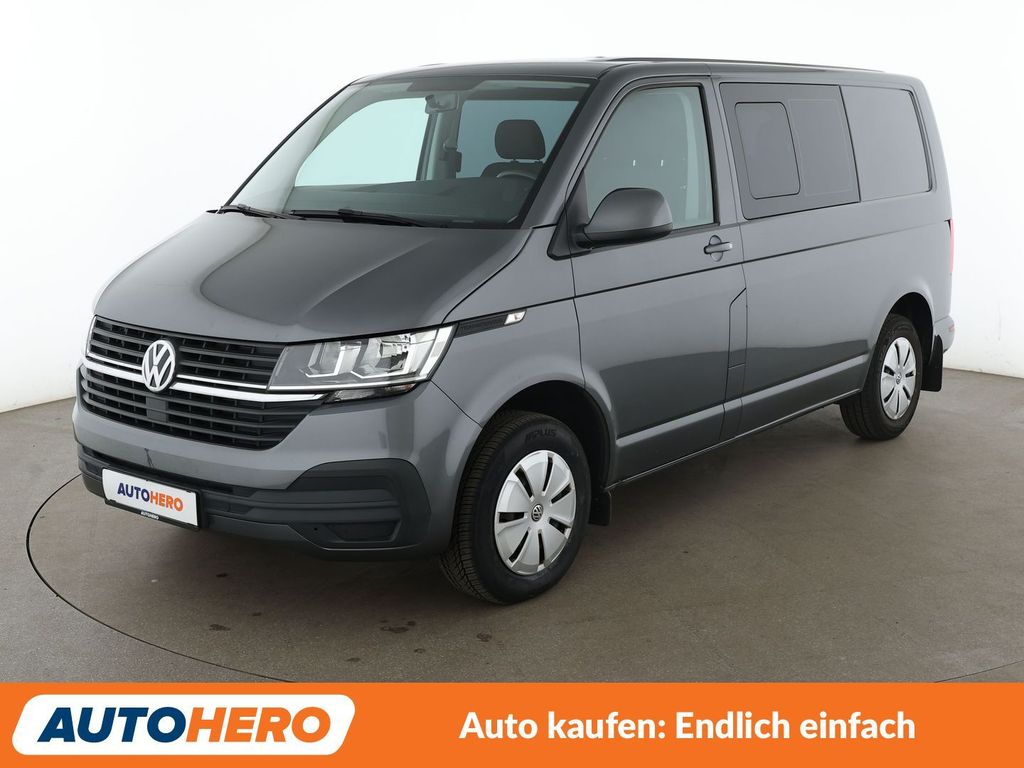 Volkswagen T6 KOMBI 2021 г. Серый, пробег 35630 км