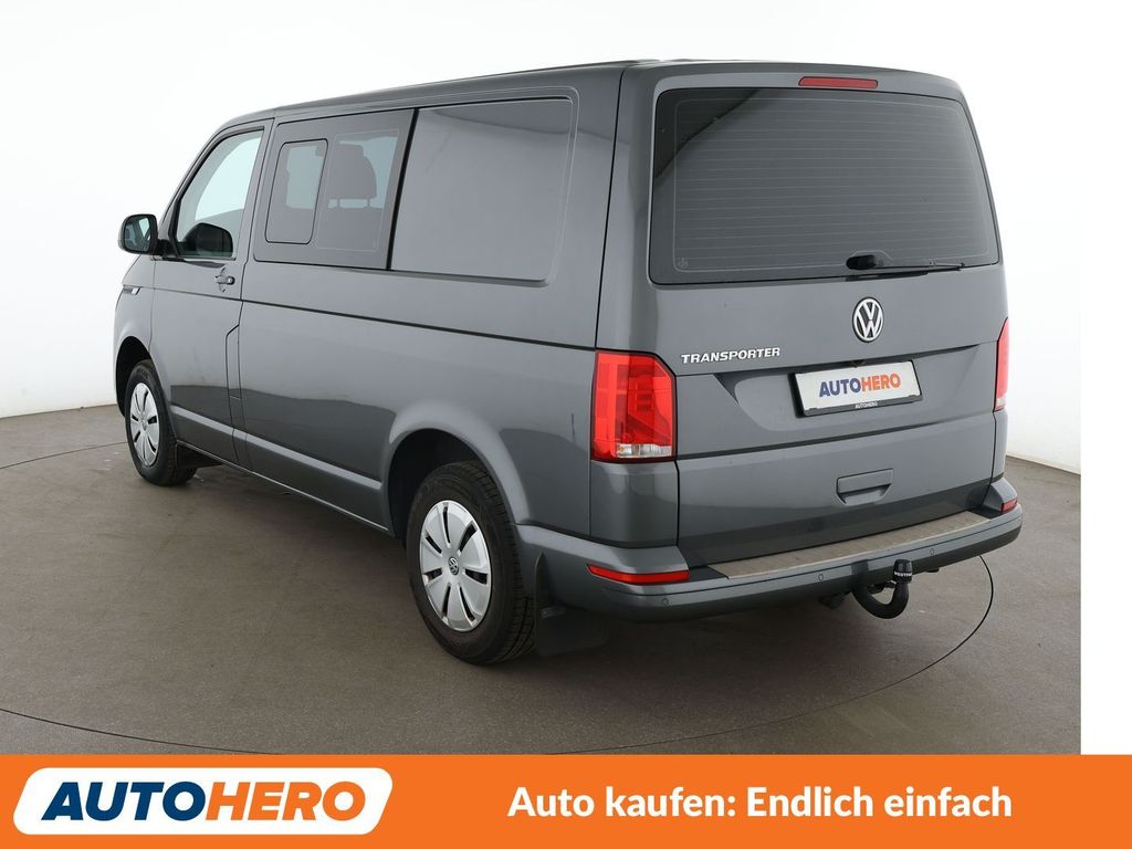 Volkswagen T6 KOMBI 2021 г. Серый, пробег 35630 км