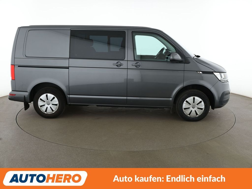 Volkswagen T6 KOMBI 2021 г. Серый, пробег 35630 км