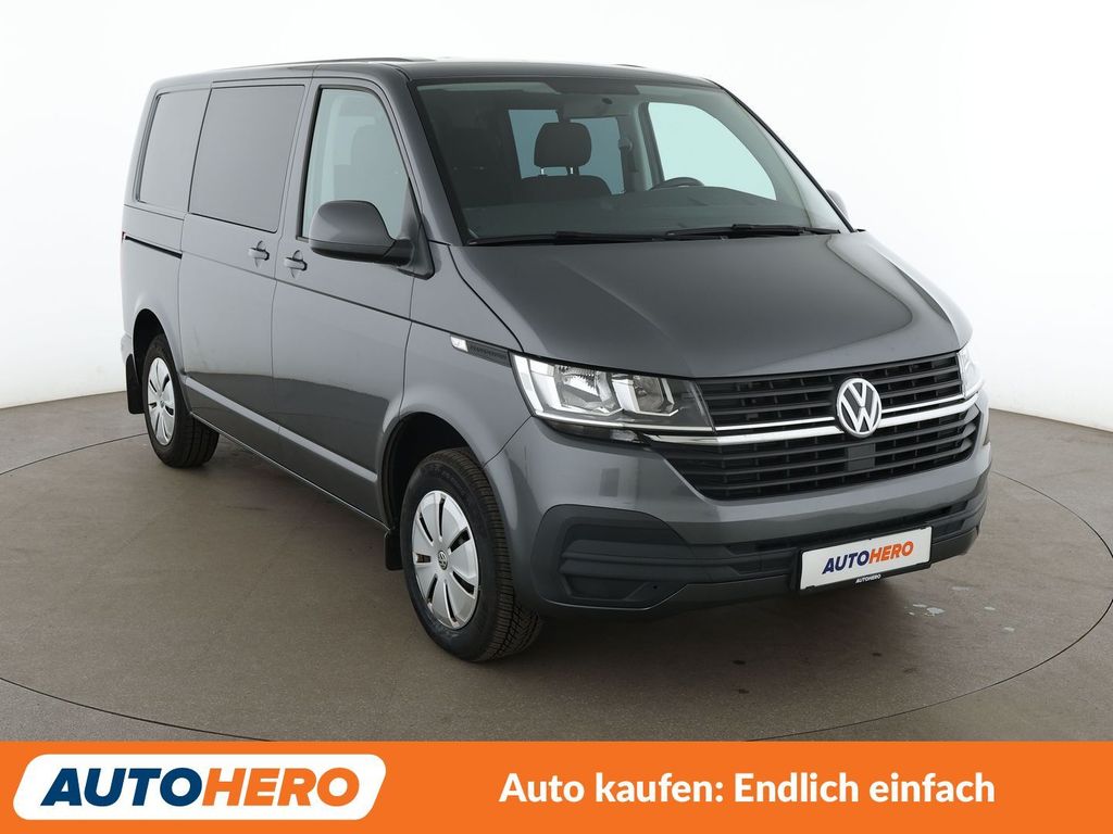 Volkswagen T6 KOMBI 2021 г. Серый, пробег 35630 км