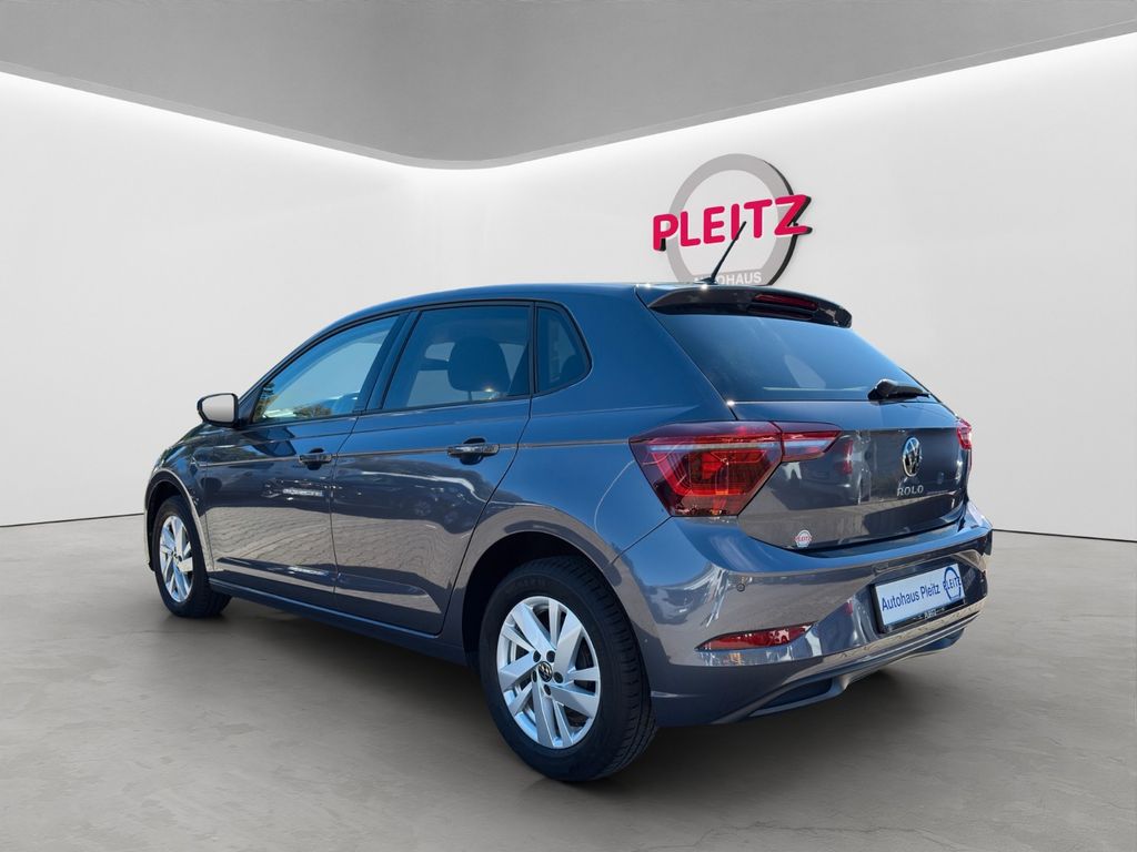 Volkswagen Polo 2023 г. Серый, пробег 37917 км