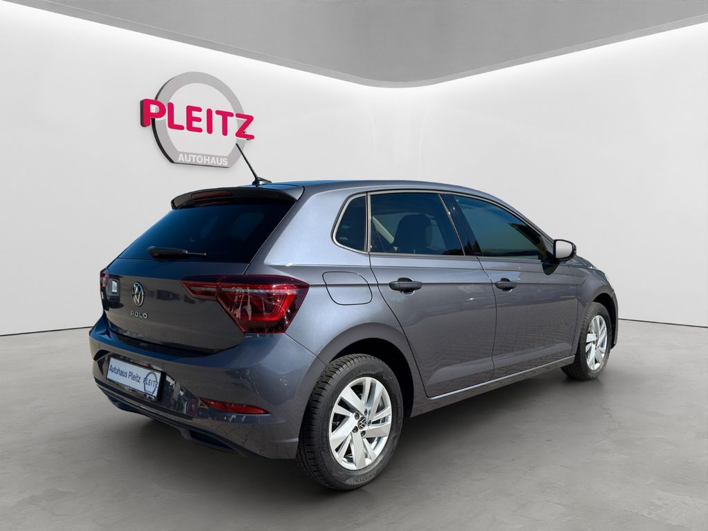 Volkswagen Polo 2023 г. Серый, пробег 37917 км