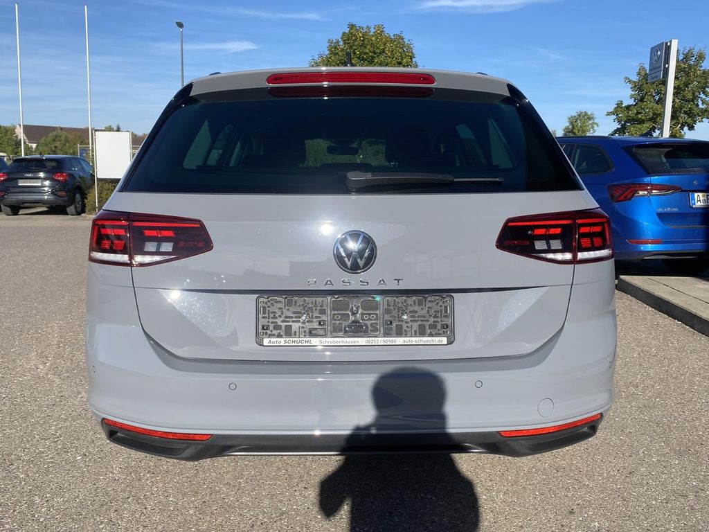 Volkswagen PASSAT VARIANT 2023 г. Серый, пробег 35099 км