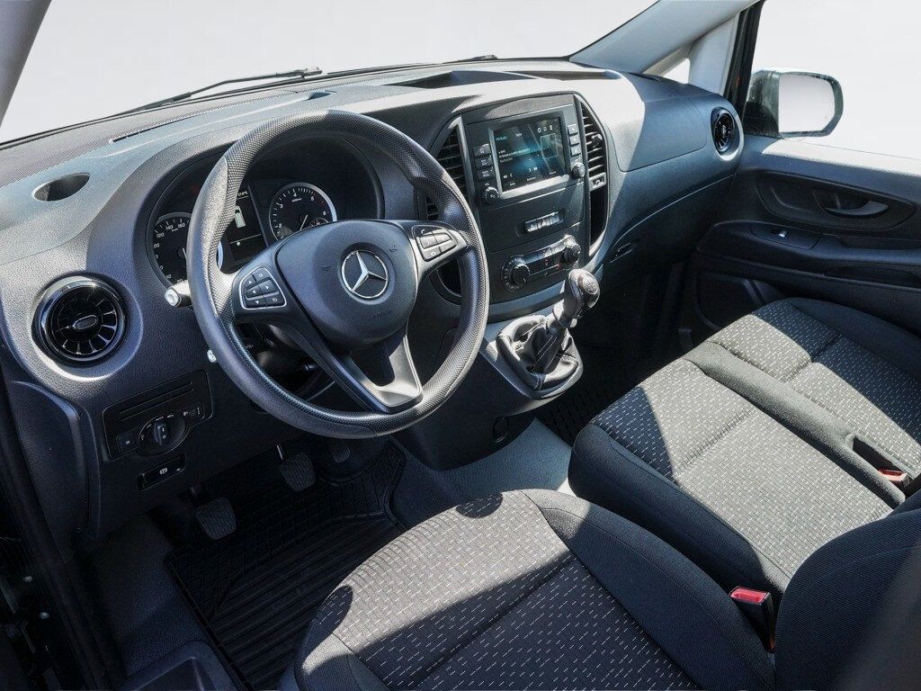 Mercedes-Benz Vito 2022 г. Зелёный, пробег 37559 км