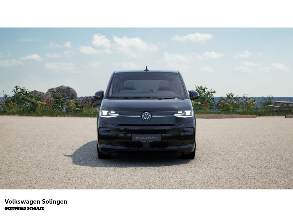 Volkswagen 8 series 2025 г. Чёрный, пробег 24105 км
