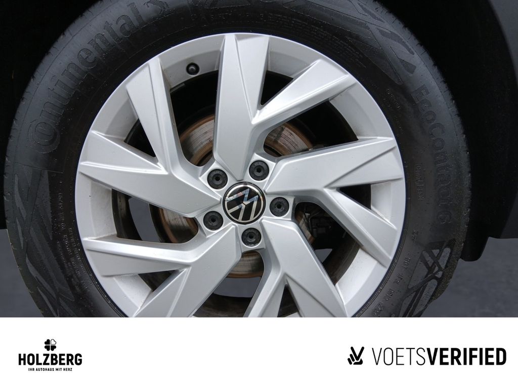 Volkswagen Tiguan 2023 г. Серый, пробег 51450 км