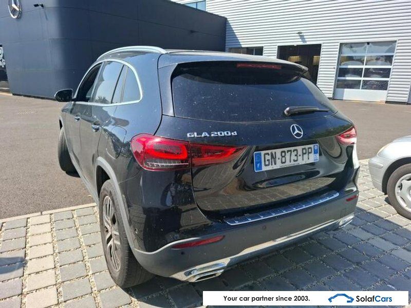 Mercedes-Benz GLA 200 2023 г. Серый, пробег 48078 км