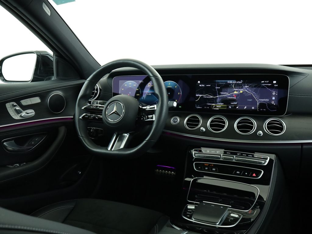Mercedes-Benz E 300 2022 г. Чёрный, пробег 21493 км
