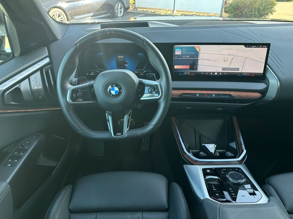 BMW X3 2025 г. Серый, пробег 43900 км