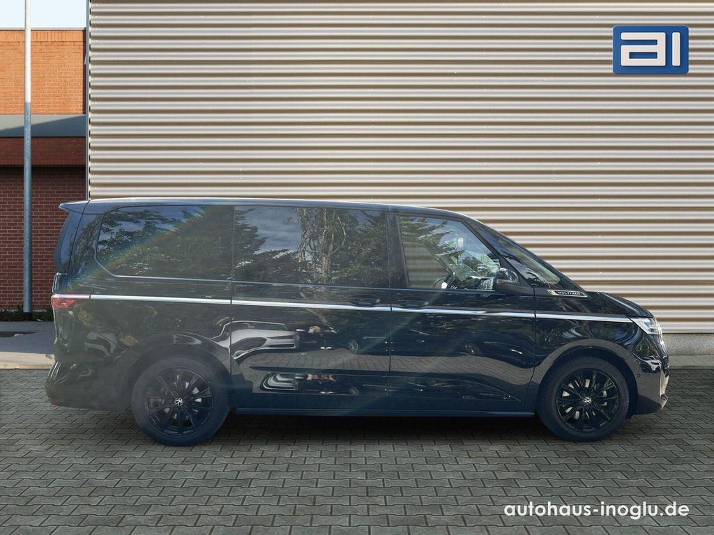 Volkswagen T7 MULTIVAN 2023 г. Чёрный, пробег 52970 км