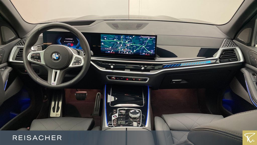 BMW X5 M60 2025 г. Чёрный, пробег 25190 км