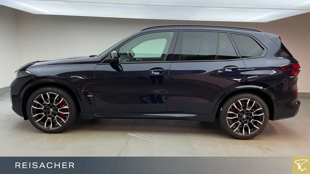 BMW X5 M60 2025 г. Чёрный, пробег 25190 км