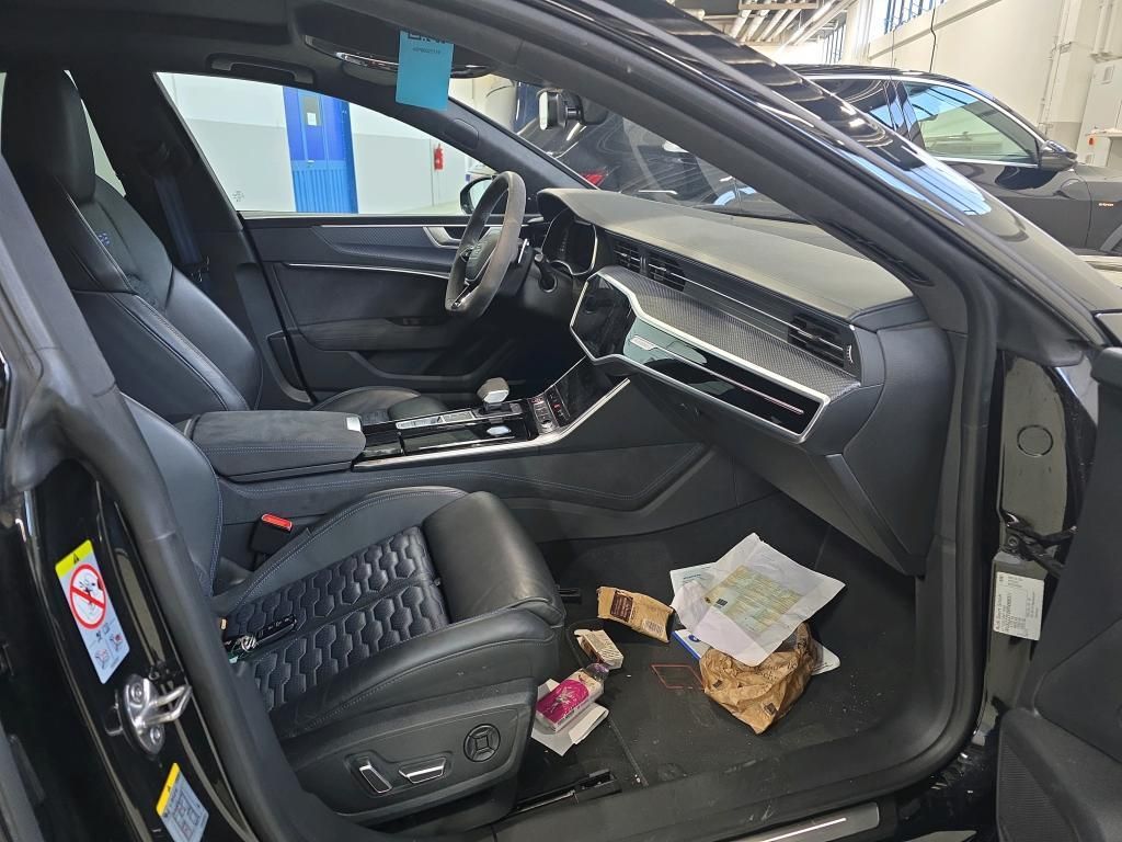 Audi RS7 2024 г. Чёрный, пробег 39998 км