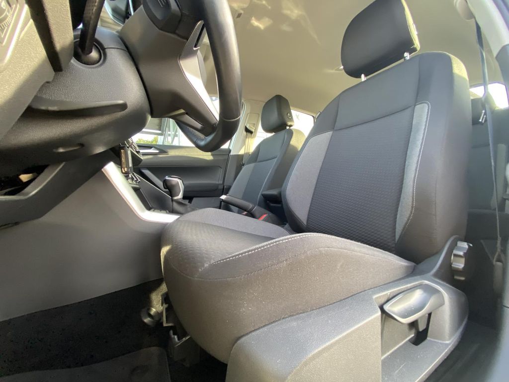 Volkswagen Taigo 2023 г. Белый, пробег 34382 км