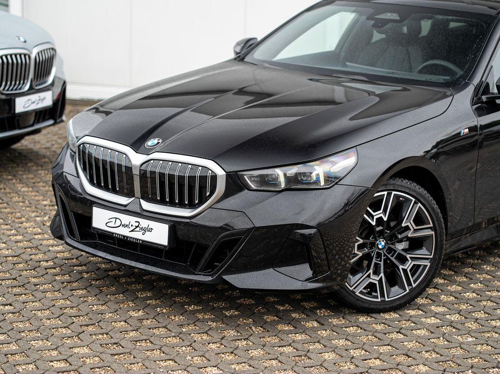 BMW 520 2025 г. Чёрный, пробег 25990 км