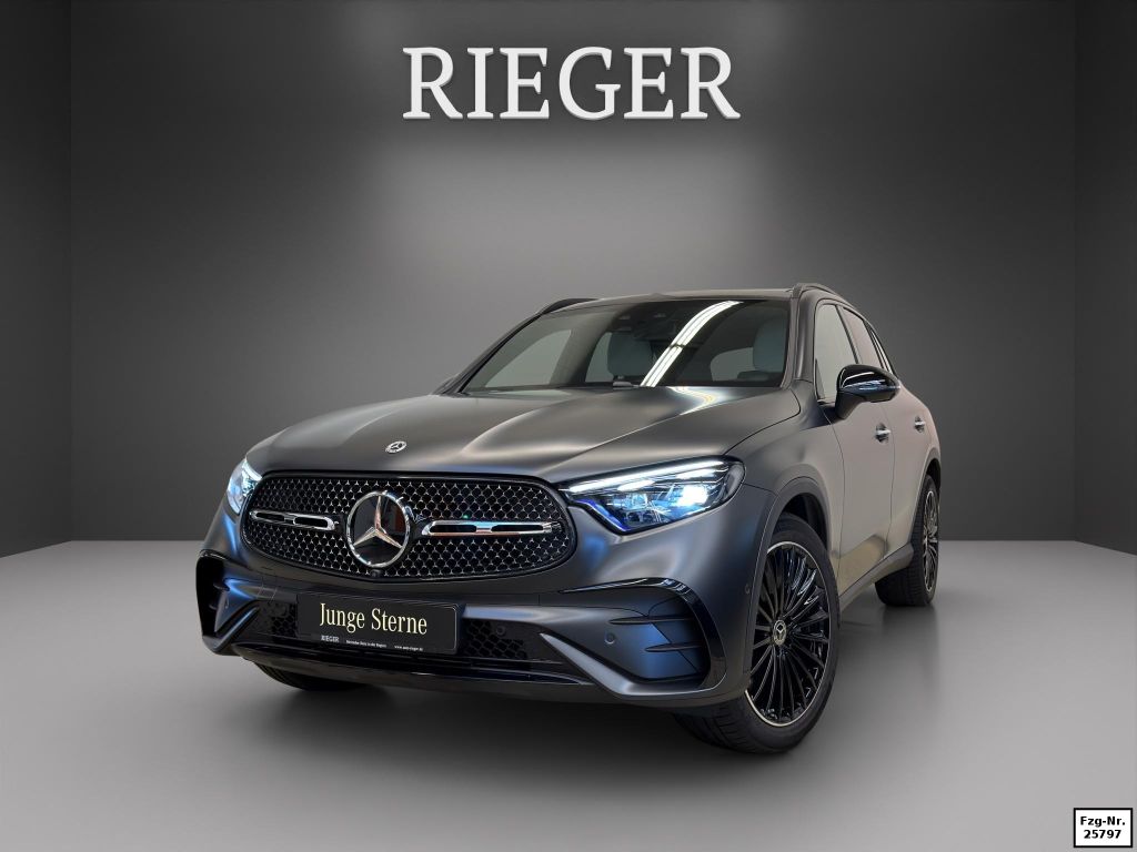 Mercedes-Benz GLC 300 2026 г. Серый, пробег 9000 км