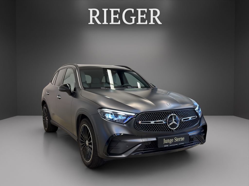 Mercedes-Benz GLC 300 2026 г. Серый, пробег 9000 км