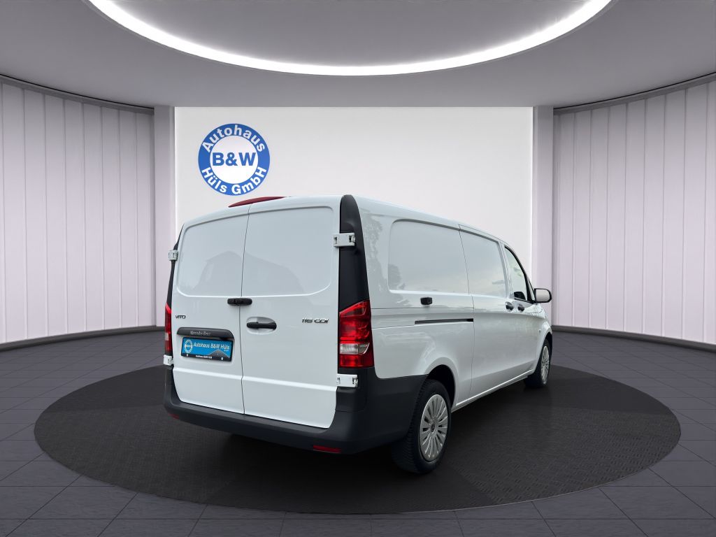 Mercedes-Benz Vito 2024 г. Белый, пробег 54859 км