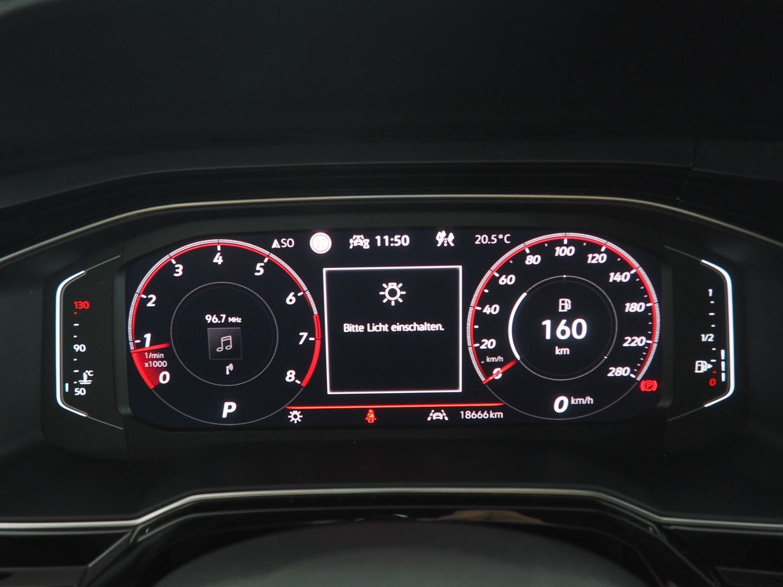 Volkswagen Polo 2024 г. Белый, пробег 18831 км