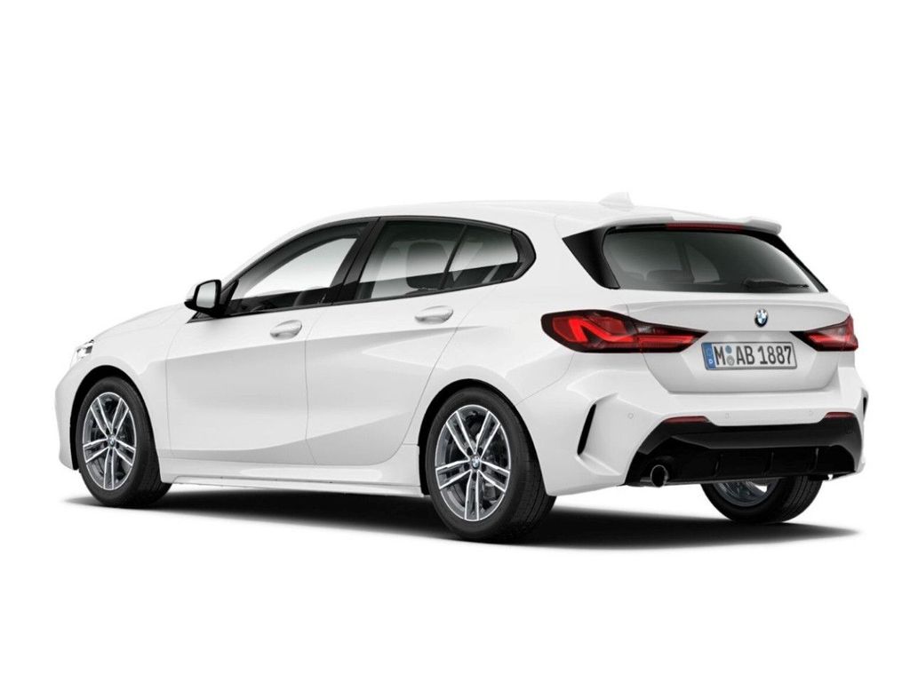 BMW 118 2024 г. Белый, пробег 39669 км