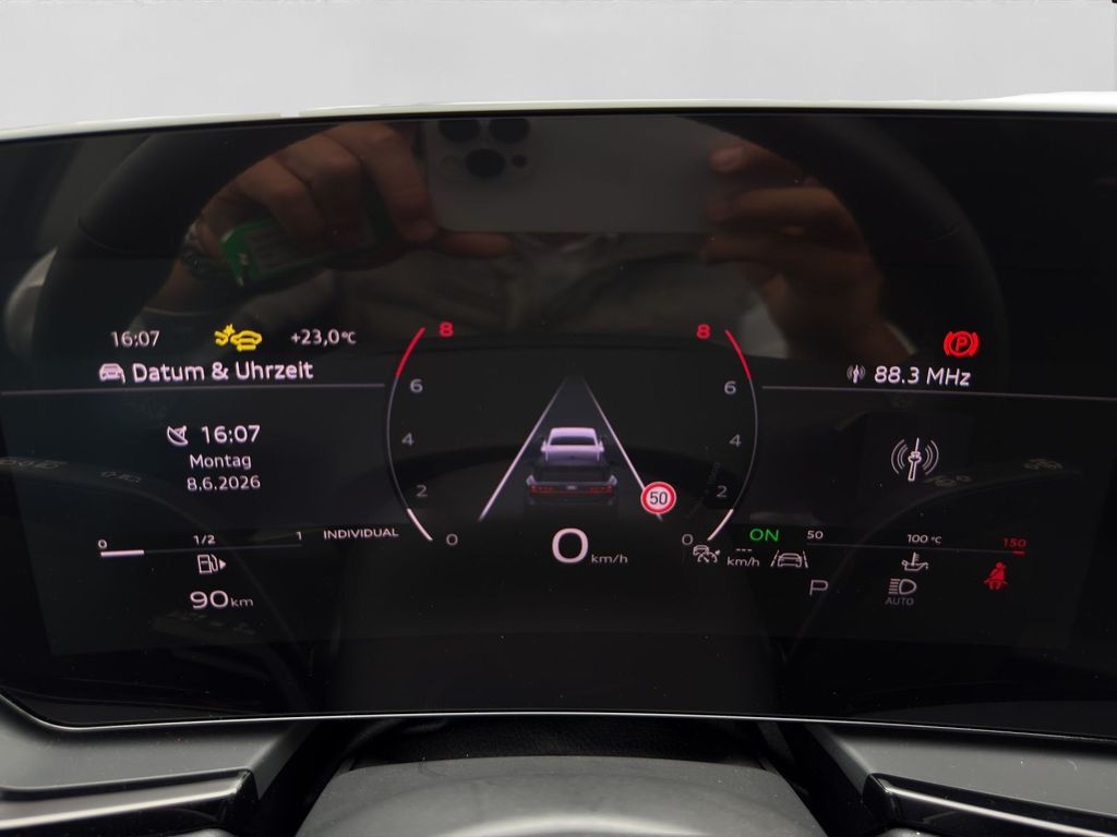 Audi A6 2025 г. Чёрный, пробег 30849 км