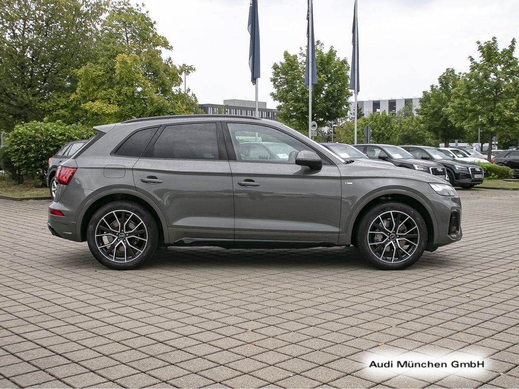 Audi Q5 2024 г. Серый, пробег 38230 км