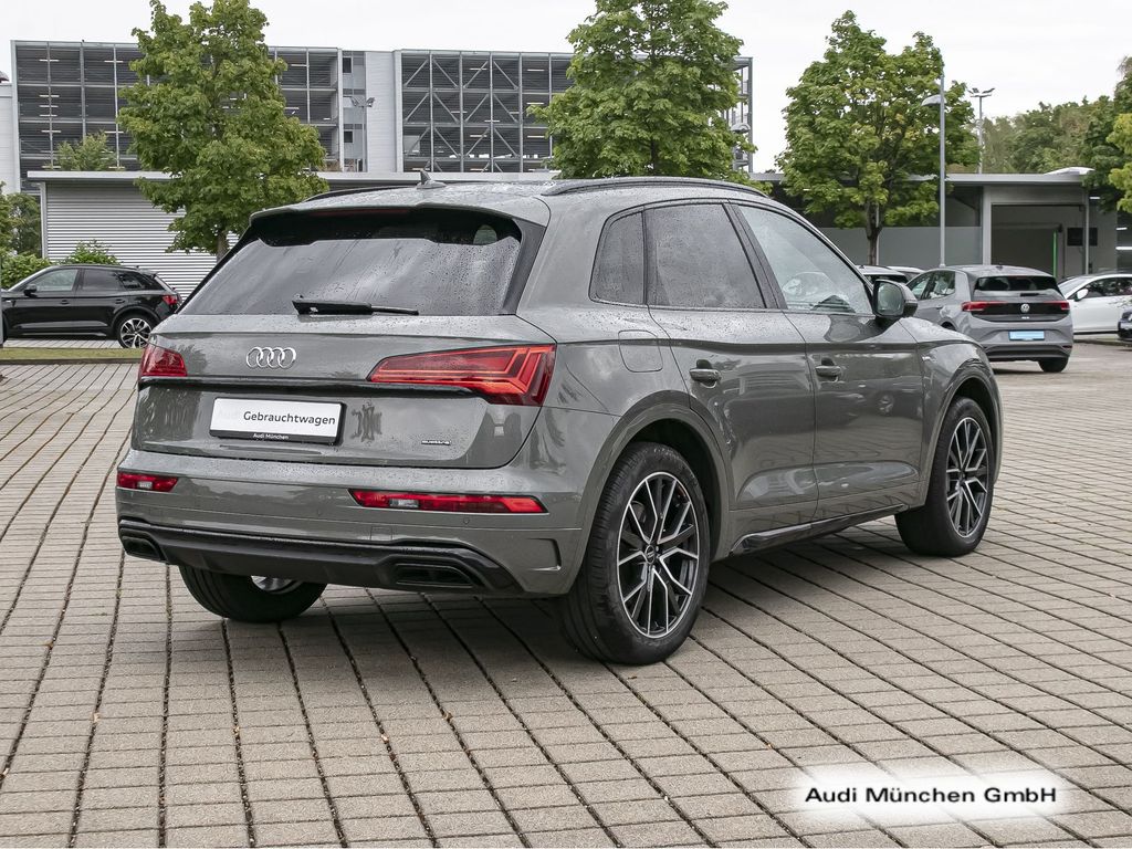 Audi Q5 2024 г. Серый, пробег 38230 км
