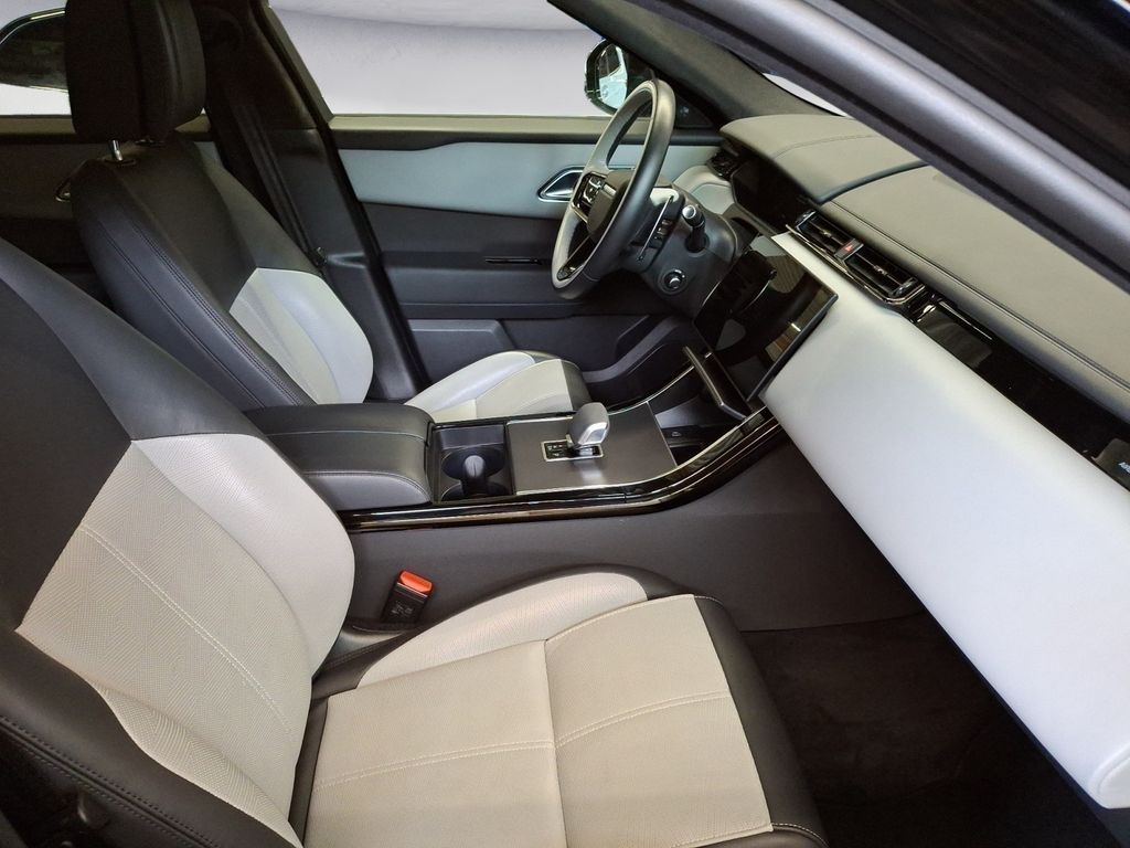 Land Rover Range Rover Velar 2024 г. Чёрный, пробег 24783 км