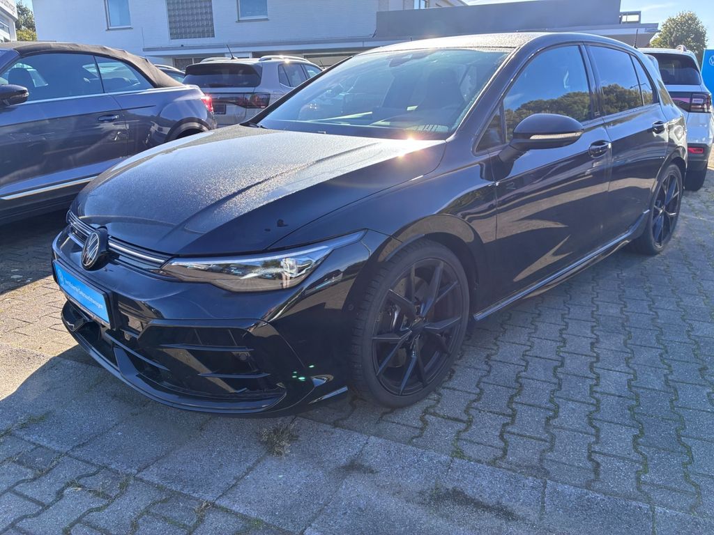 Volkswagen Golf 2025 г. Чёрный, пробег 28952 км