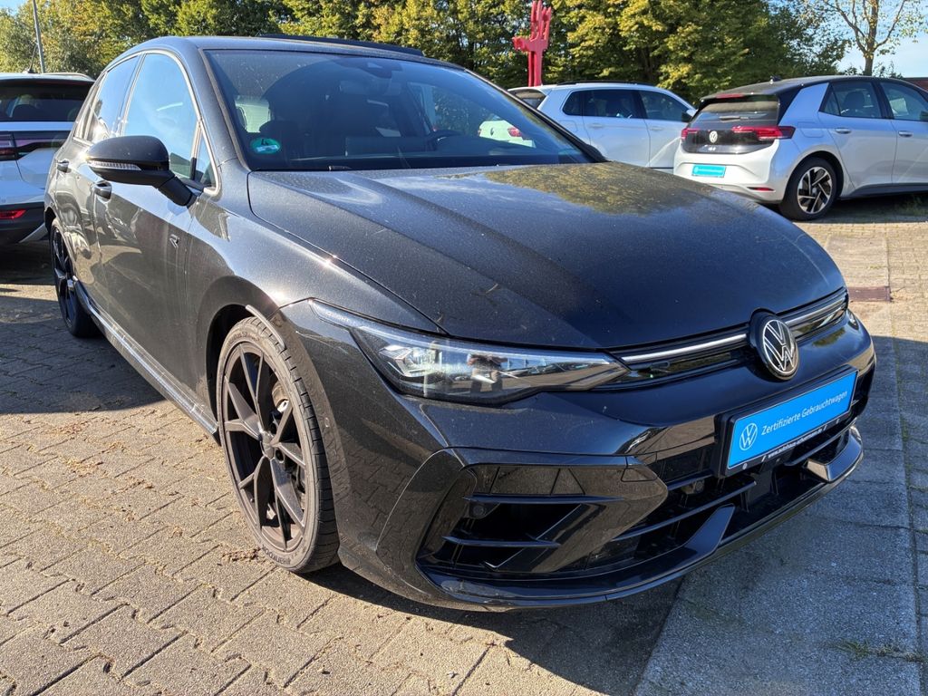 Volkswagen Golf 2025 г. Чёрный, пробег 28952 км