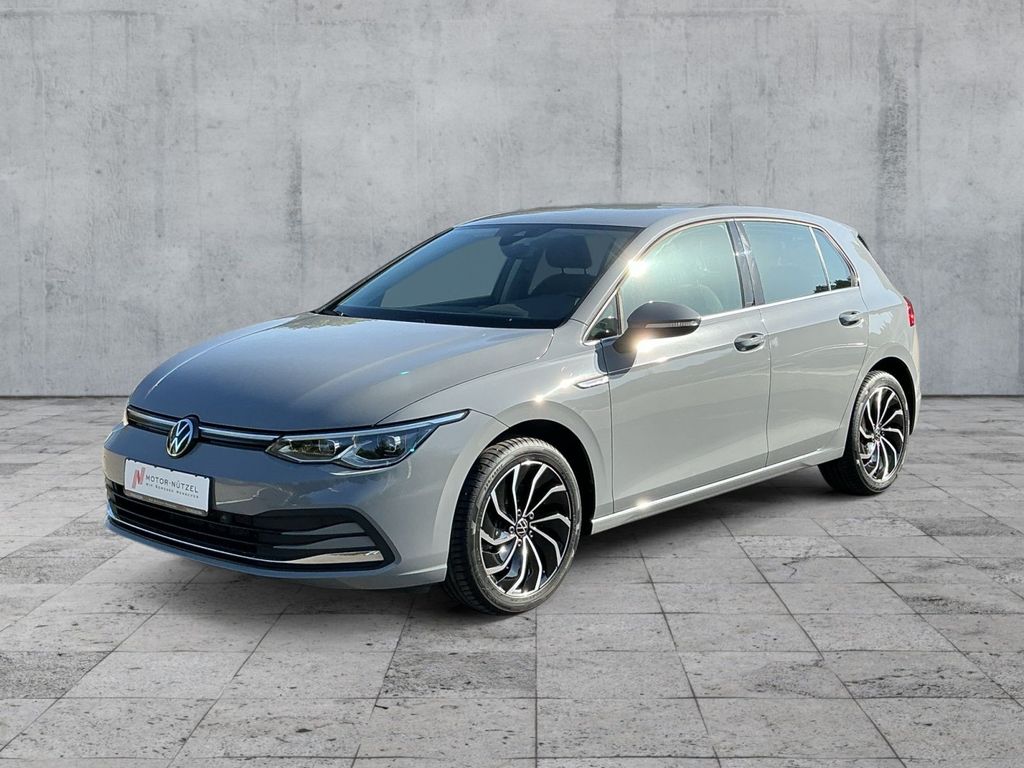 Volkswagen Golf 2024 г. Серый, пробег 33631 км