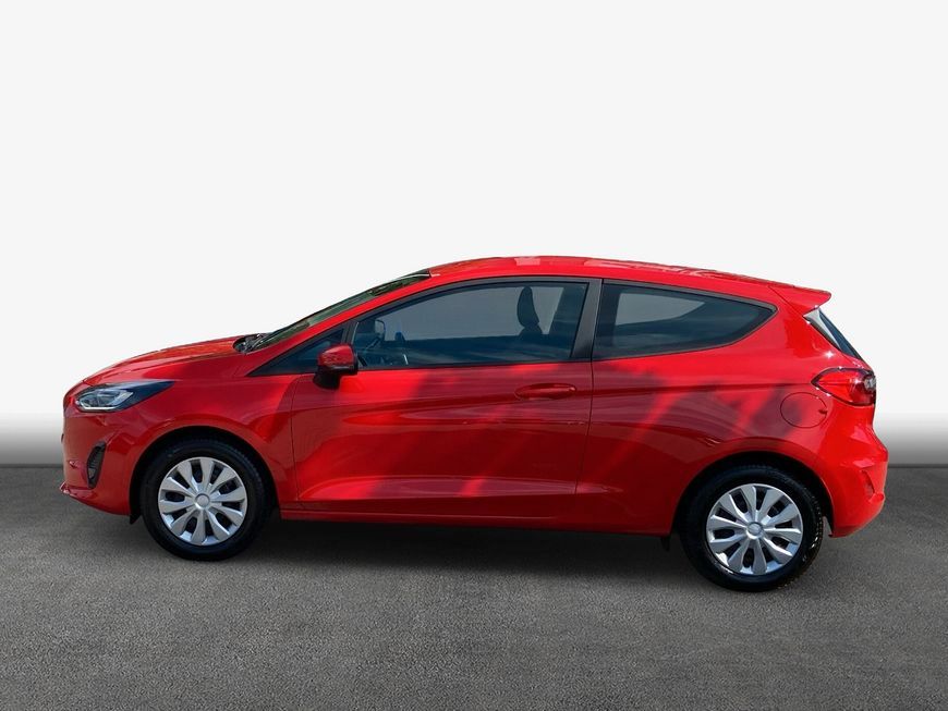 Ford Fiesta 2022 г. Красный, пробег 50894 км