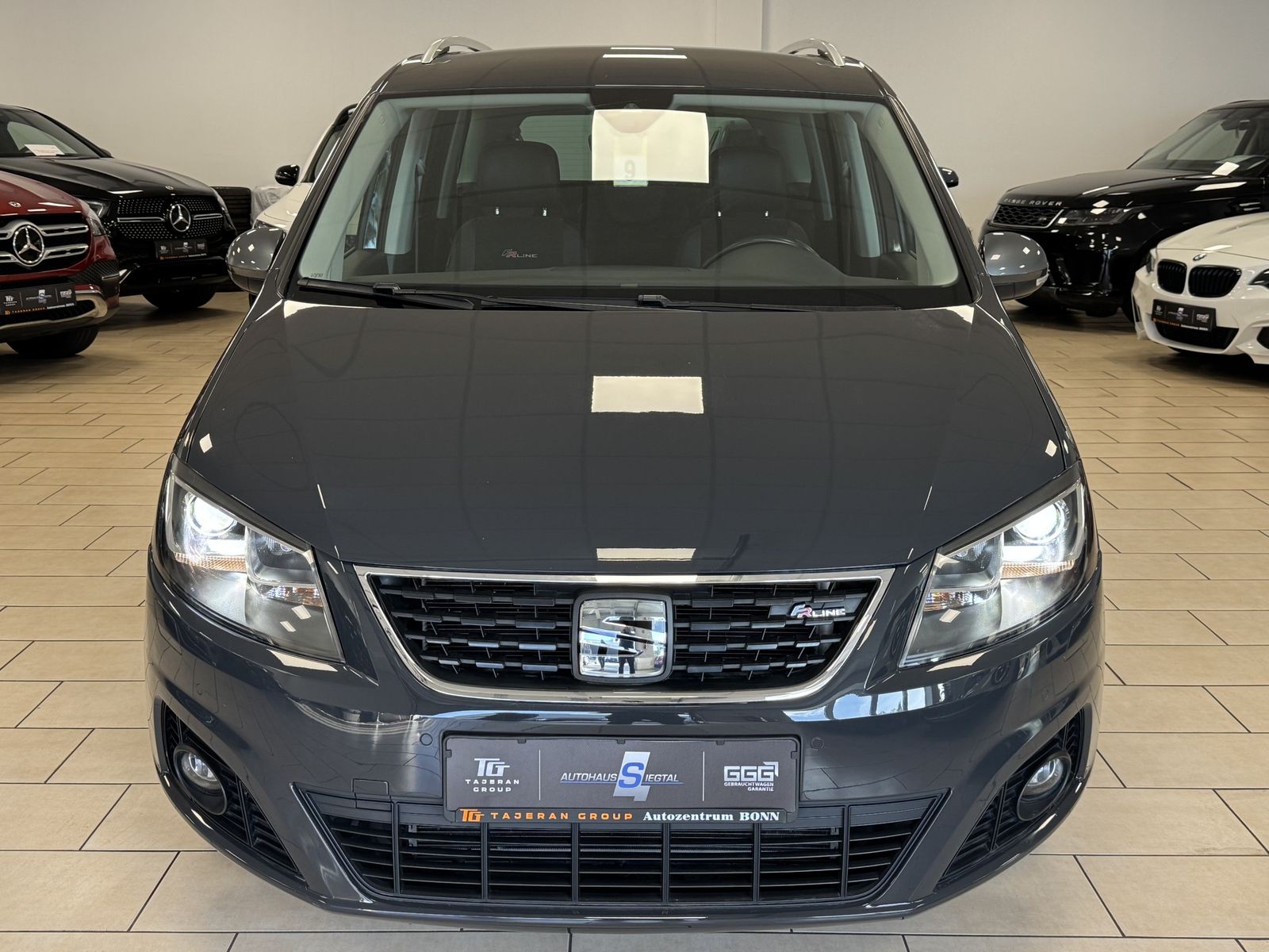 SEAT Alhambra 2022 г. Серый, пробег 57098 км