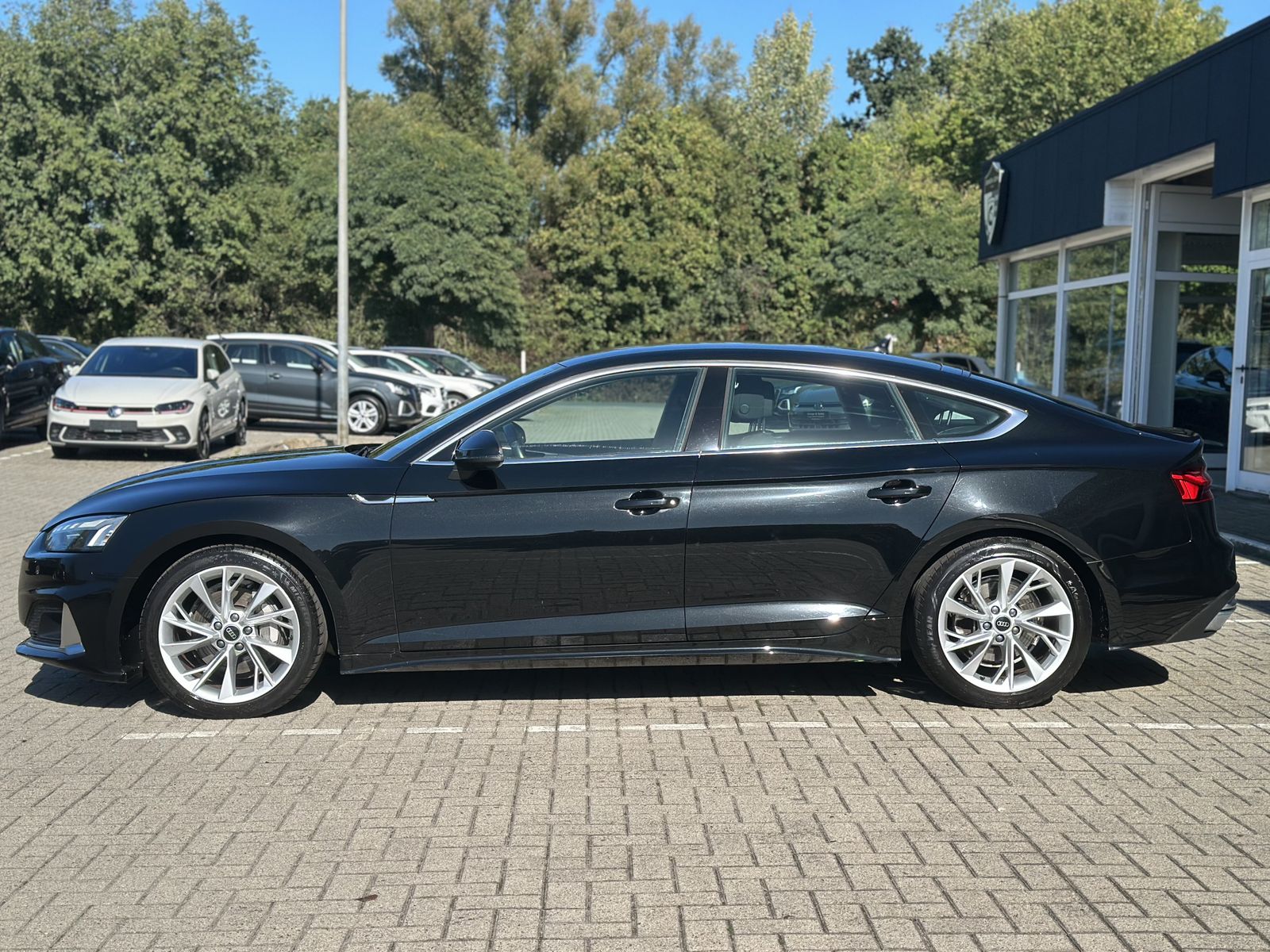 Audi A5 2023 г. Чёрный, пробег 39540 км