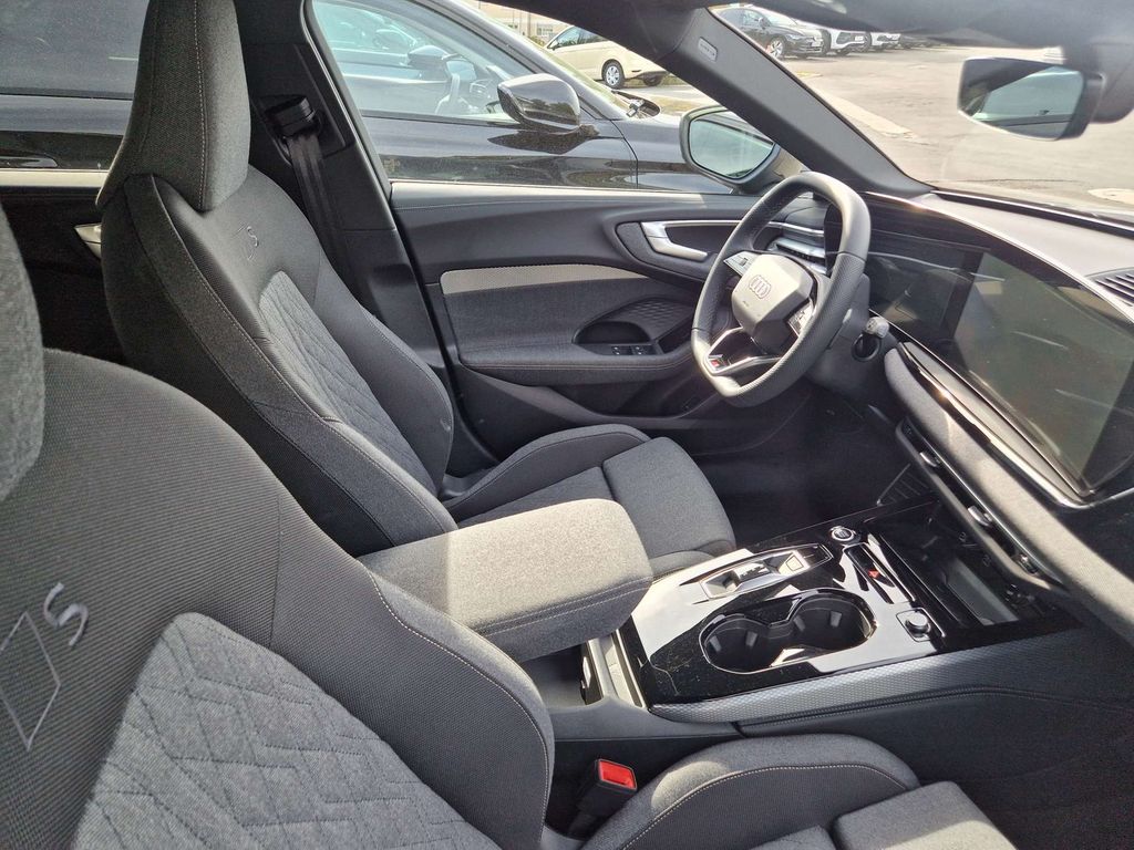 Audi A5 2026 г. Серый, пробег 13730 км