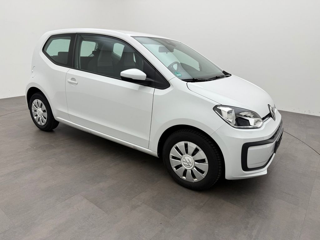 Volkswagen up! 2022 г. Белый, пробег 18090 км
