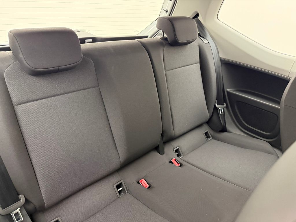 Volkswagen up! 2022 г. Белый, пробег 18090 км