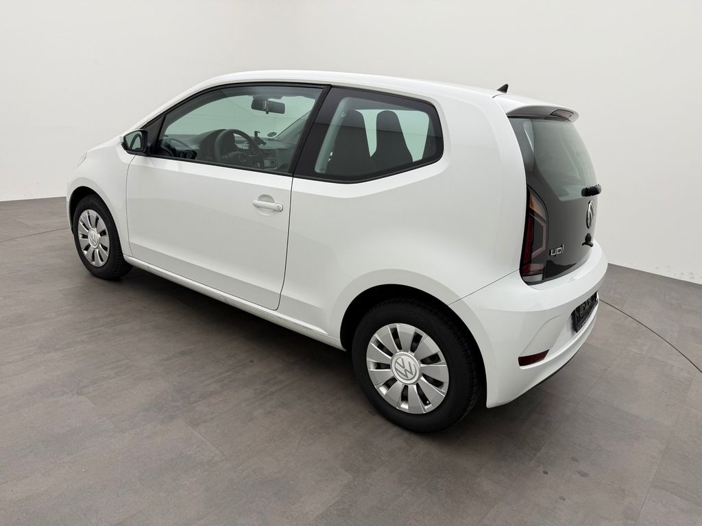 Volkswagen up! 2022 г. Белый, пробег 18090 км