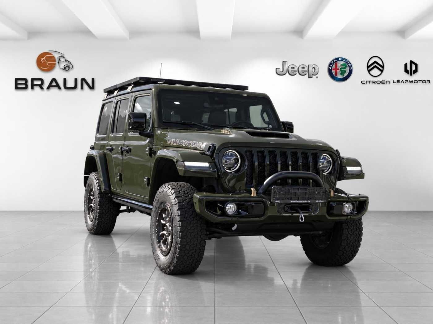 Jeep Wrangler 2022 г. Зелёный, пробег 35700 км