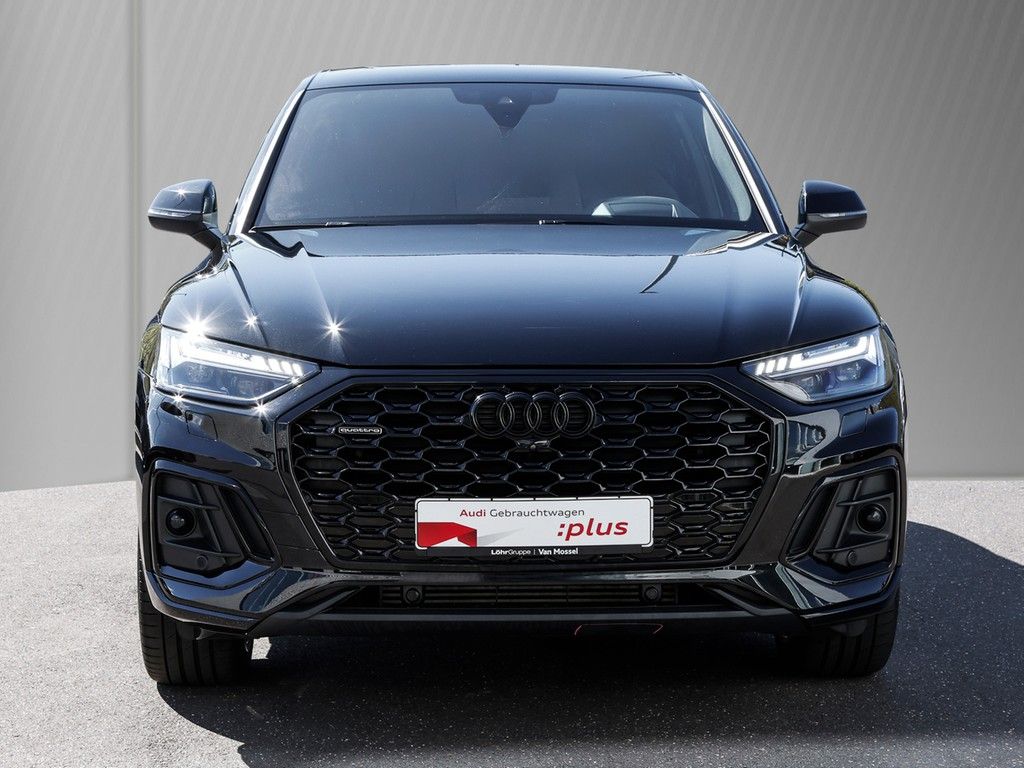 Audi Q5 2023 г. Чёрный, пробег 57980 км