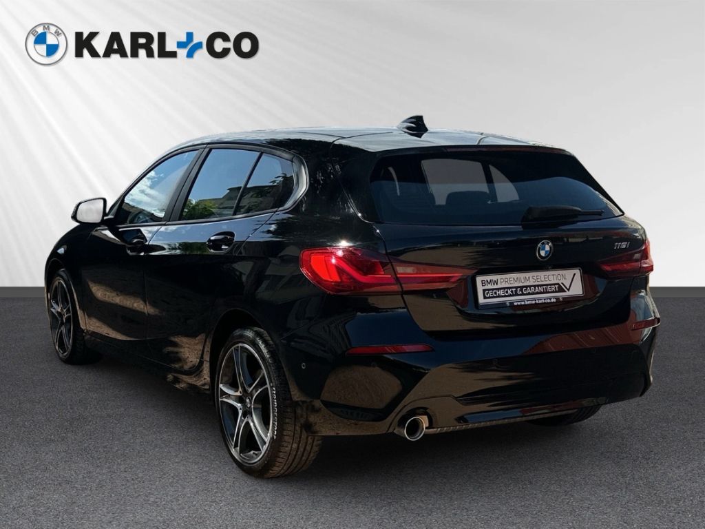 BMW 118 2023 г. Чёрный, пробег 28529 км