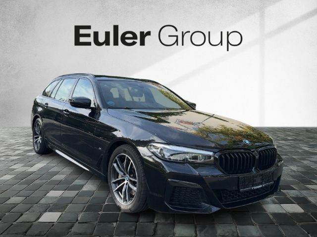 BMW 540 2022 г. Чёрный, пробег 43786 км