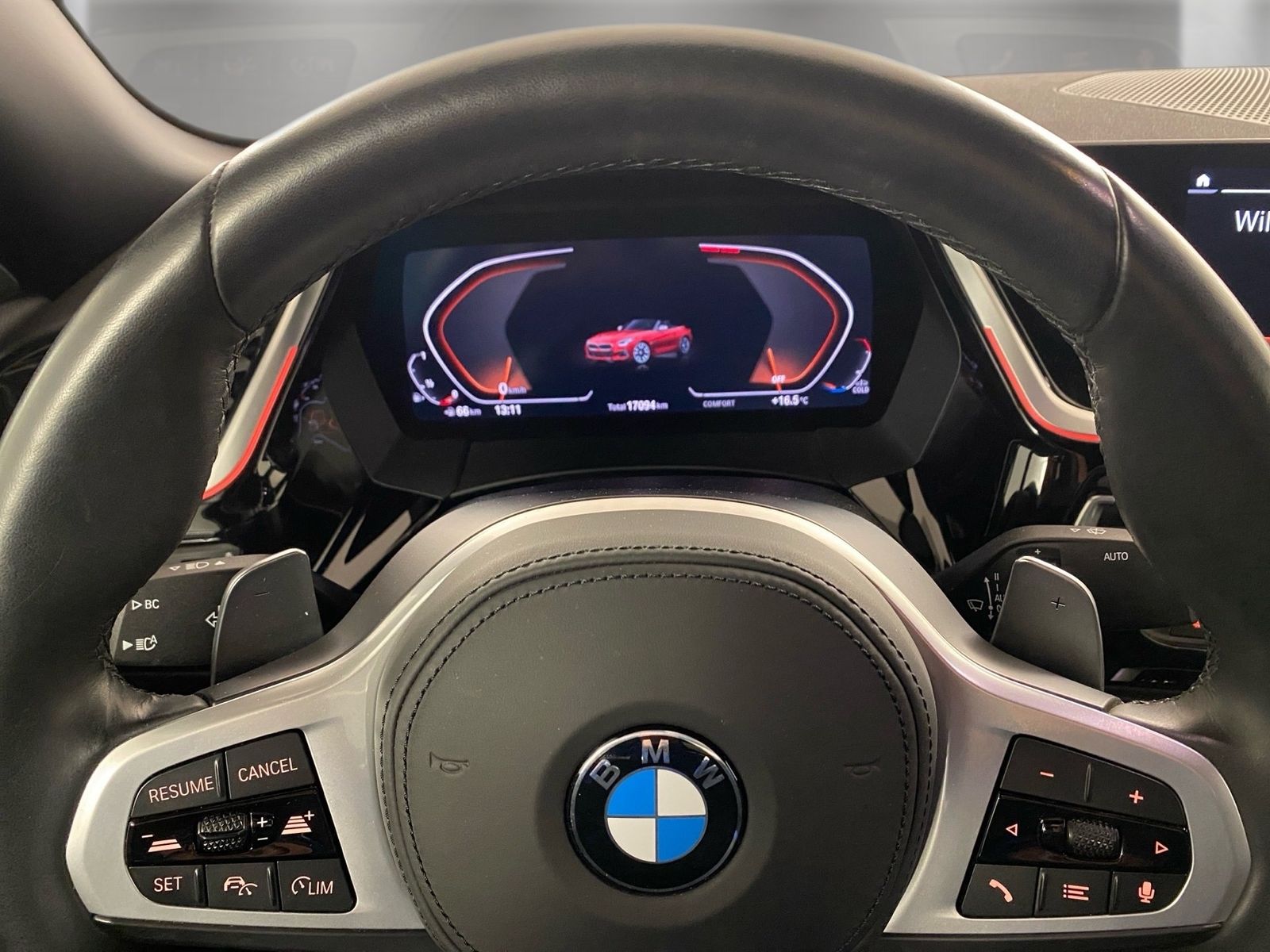 BMW Z4 2025 г. Красный, пробег 17092 км