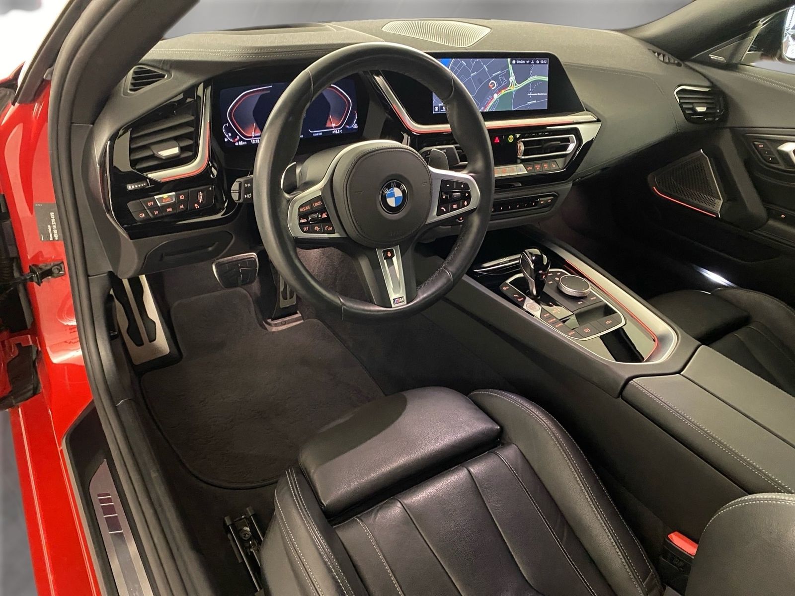 BMW Z4 2025 г. Красный, пробег 17092 км