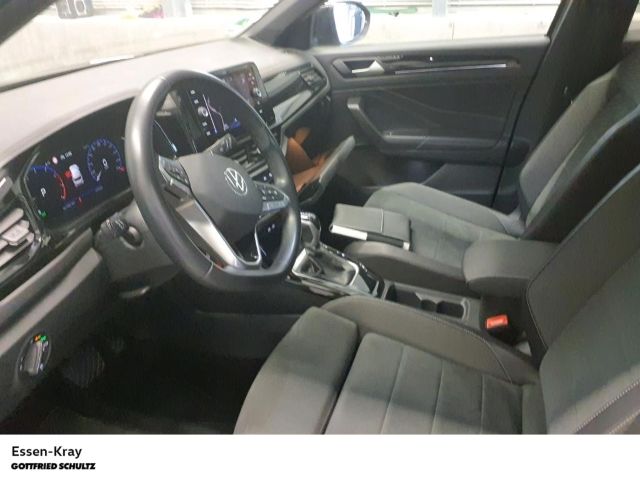 Volkswagen T-Roc 2022 г. Серый, пробег 42240 км